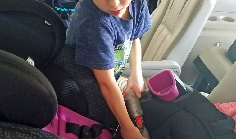 5 Ways to Get Your Kids to Do Their Chores (Even When they Don’t Want To!)