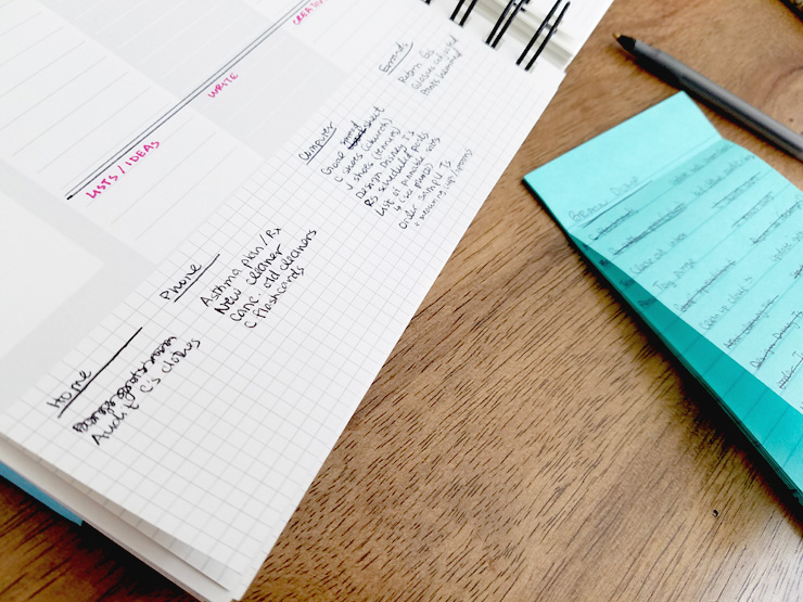 Batch your to-do list by making smaller, categorized lists! #productivity #mindorganization