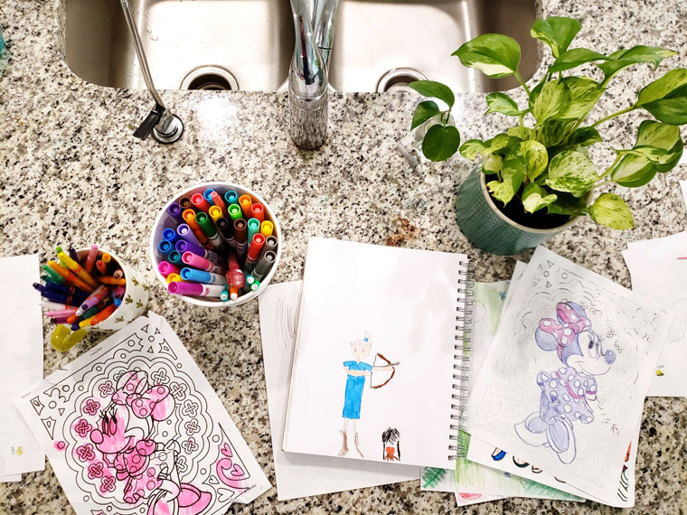 Coloring station in the kitchen