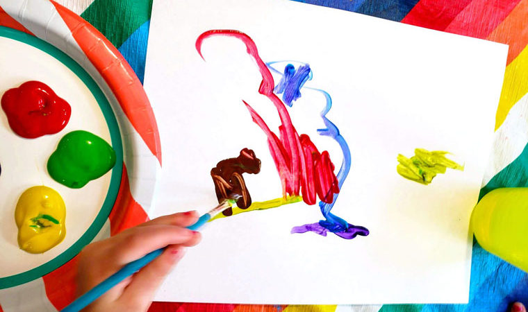 Contain Creative Clutter with Art Zones